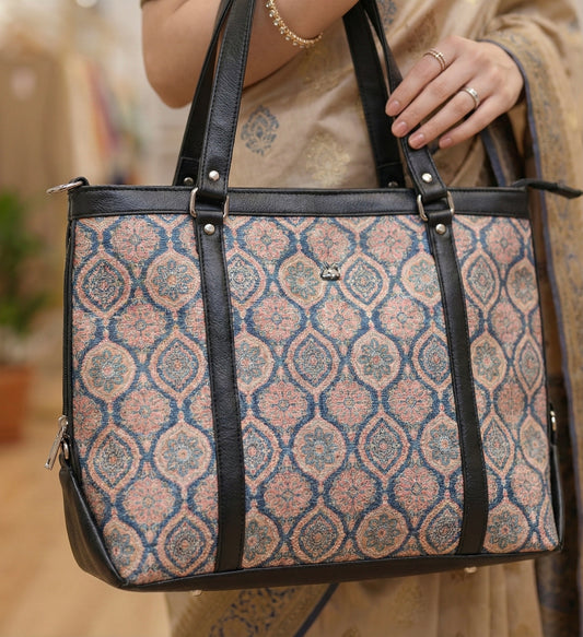 TOTE BAG TRADITIONAL DESIGN WITH BLACK BORDER